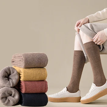 Есенно-зимни дълги чорапи дамски зимни плюс кадифе дебели вълнени хавлиени чорапи до хайвер дамски ежедневни обикновена чорапи с хавлиена кърпа на дъното