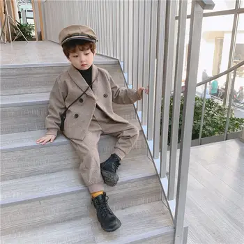 2023 Пролетта нов костюм за момчета от две части, костюм за почивка в корейски стил за момчета, детски красив детски костюм