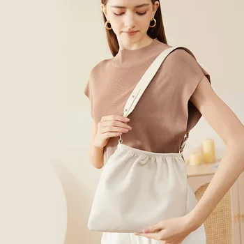 Дамска чанта 2023, нов модерен нишевый дизайн, чантата за подмишниците, чанта през рамо за жени, чанта на верига