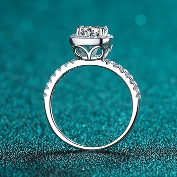 Маркова новост D цвят 1 карата годежен пръстен с лосиным камък S925 сребърен вечното пръстен, годежен пръстен за жени, бижута, подаръци с високо качество Маркова новост D цвят 1 карата годежен пръстен с лосиным камък S925 сребърен вечното пръстен, годежен пръстен за жени, бижута, подаръци с високо качество 1